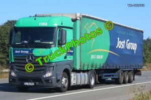 TR-00973 Mercedes Actros Reg:- CJ16VNX Op:- Jost Group